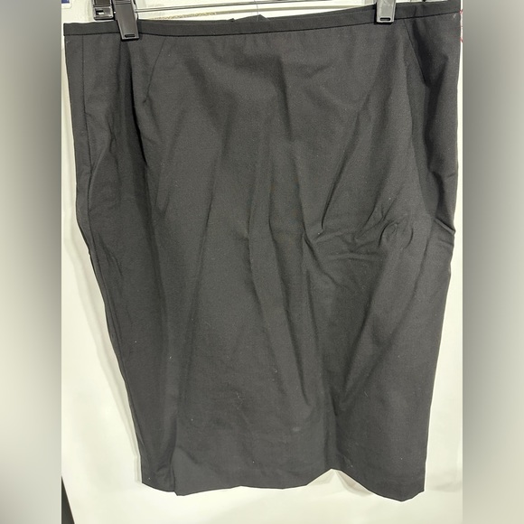 Used, Lafayette 148 Italian Stretch Wool Pencil Skirt, black, size 10 - Picture 2 of 5